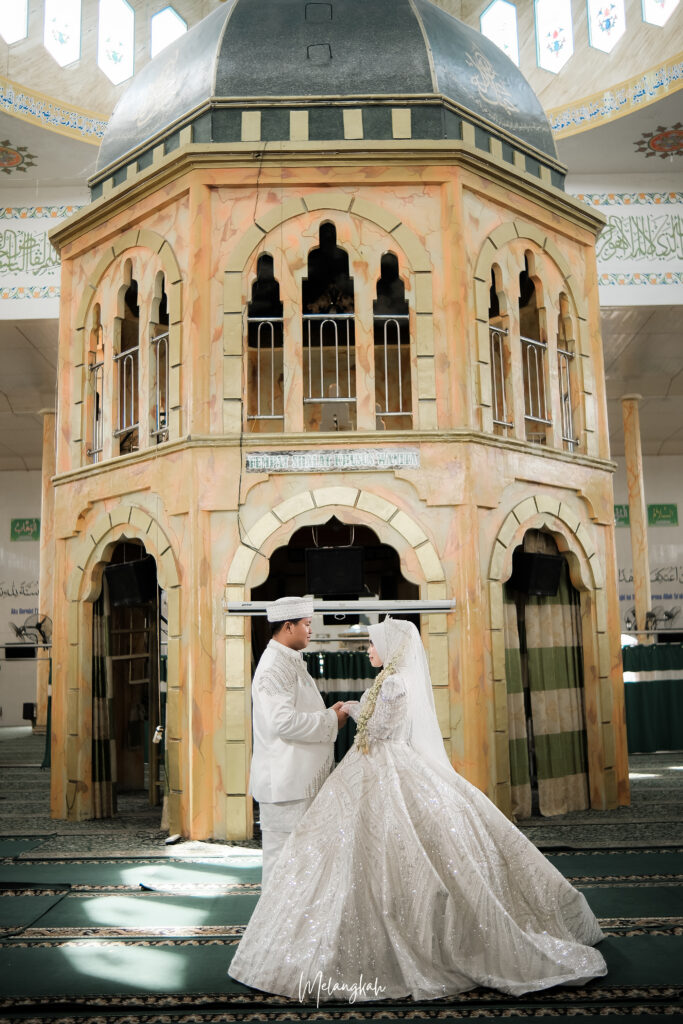 MELANGKAH PICTURES - AKAD RESYA & HARI (585)